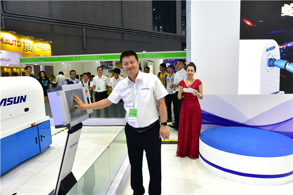 1530755187465158.jpg 蛇形發(fā)布--啟動_看圖王.jpg