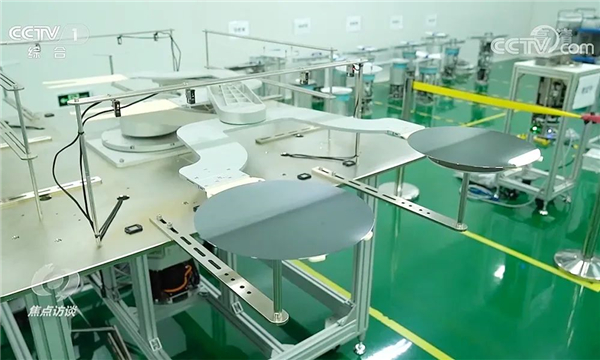 科技自立自強！央視《焦點訪談》重磅欄目&ldquo;領航中國&rdquo;聚焦新松機器人