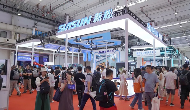 具身智能，創變未來！新松亮相北京世界機器人大會