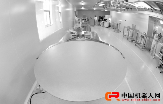 我首臺大負載真空機械手在沈陽研制成功