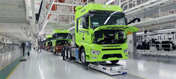 物流技術(shù)與應(yīng)用&mdash;移動(dòng)機(jī)器人在汽車四大生產(chǎn)工藝的應(yīng)用與發(fā)展